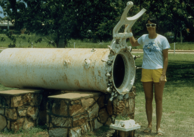 Old school chamber, very small and claustrophobia inducing. 